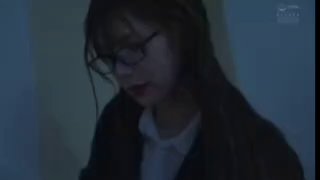 飞虎 电影大屁股熟女阿姨黑黑的逼看着就有食欲，绝起大屁股从后面插入太舒服了